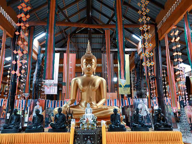 พระประธาน